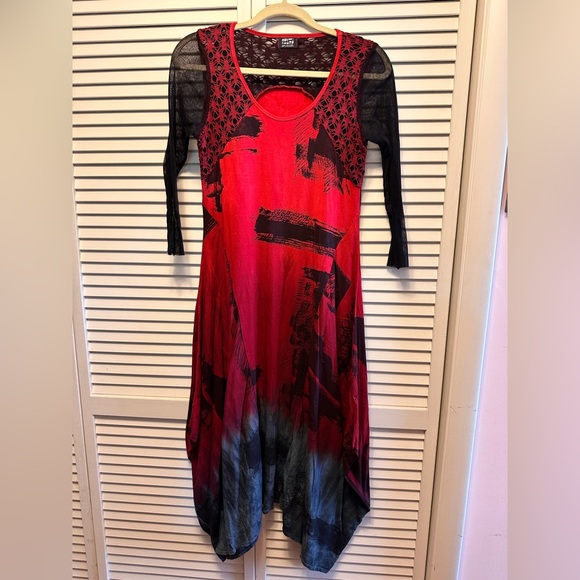 Art Of Cloth Dresses & Skirts - Art of Cloth Elegant Red and Black Women's Dress. PTP 16”